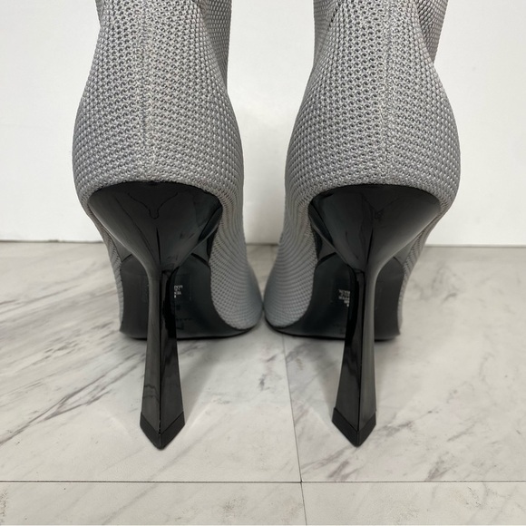 Marc Fisher Umair Gray Pointy Toe Heeled Bootie 8 1/2 M - Picture 4 of 15